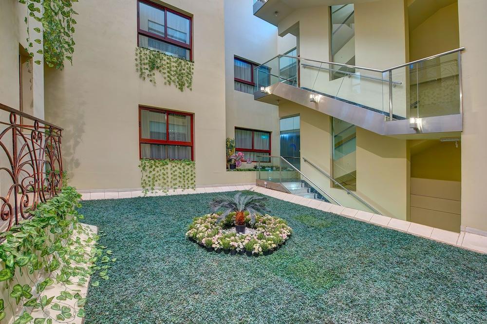 Beach Hotel Apartment Дубай Экстерьер фото