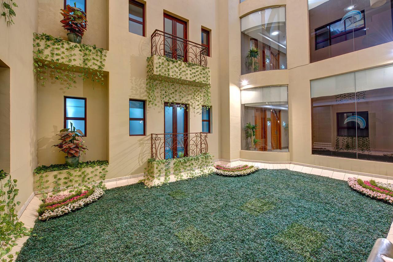 Beach Hotel Apartment Дубай Экстерьер фото